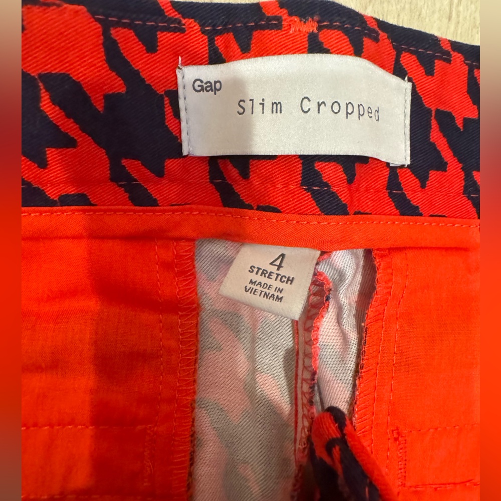 NWT! GAP Slim Cropped Houndstooth Red and Navy Pants - Picture 5 of 6